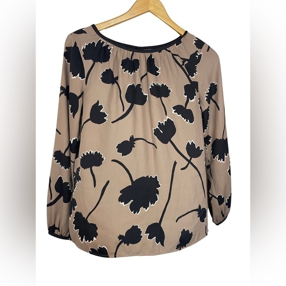 LOFT petite small blouse in a taupey brown and black fabric. Very pretty. - Picture 1 of 4